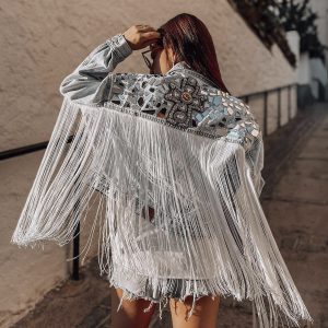 chaqueta con flecos