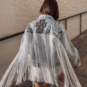 chaqueta con flecos