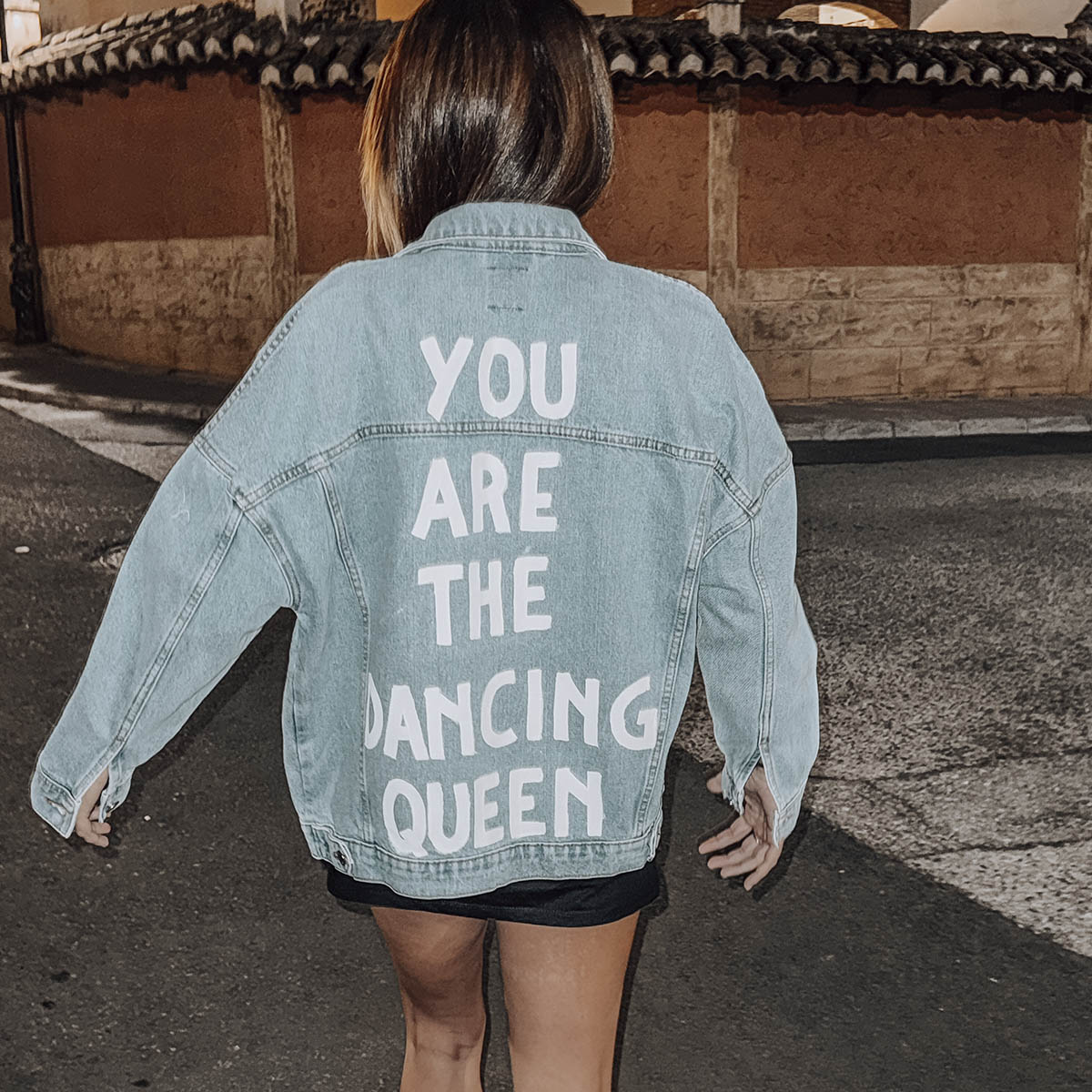 chaqueta vaquera personalizada con frase