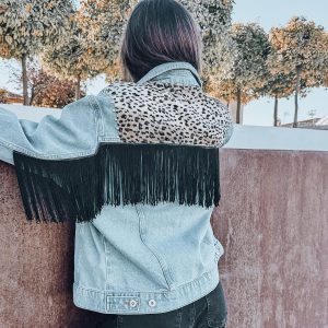 chaqueta vaquera personalizada leopardo