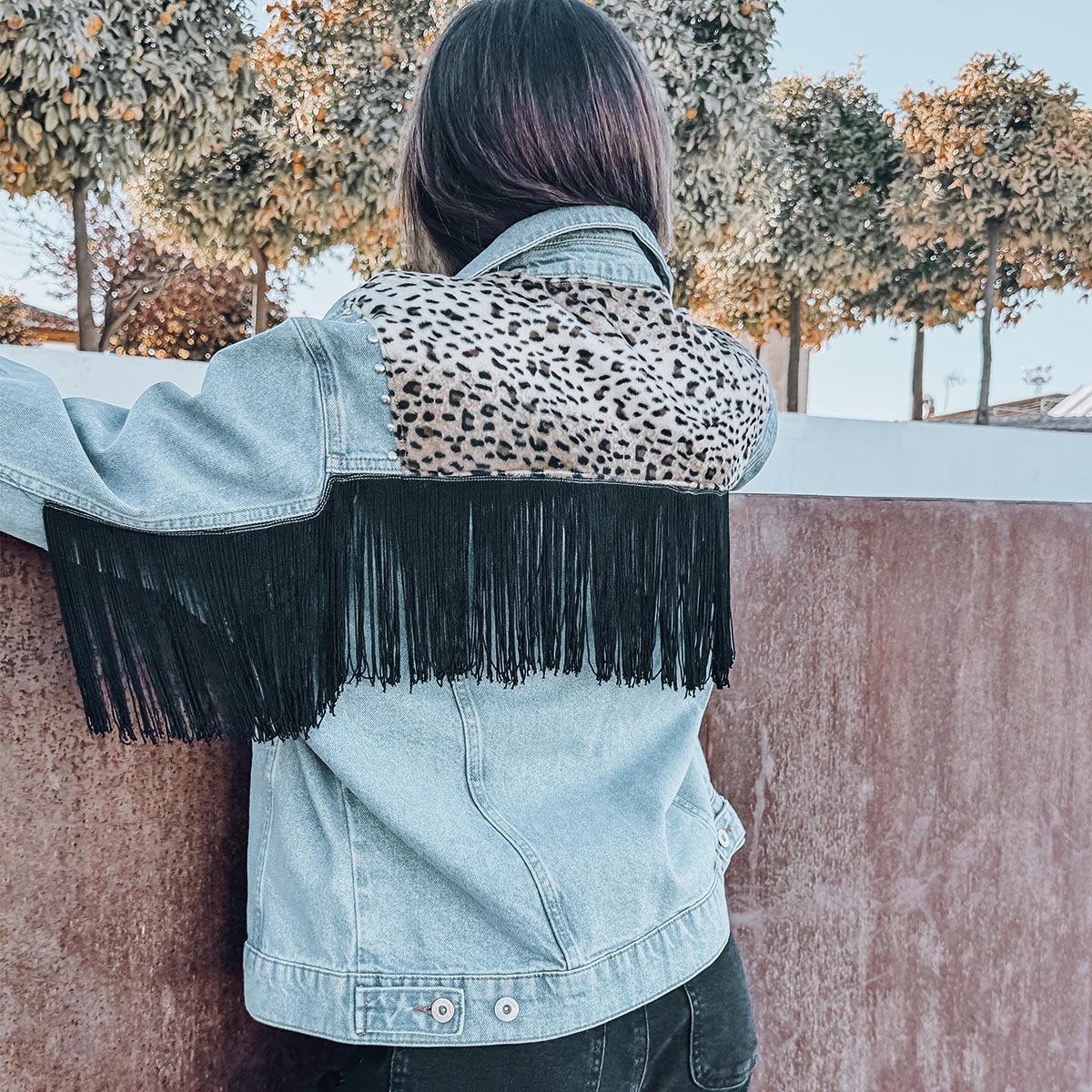 chaqueta vaquera personalizada leopardo